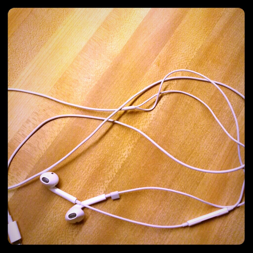 Lightly used Apple headphones